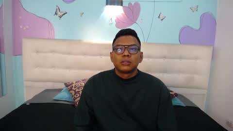 Saipadpuer30 online show from 02/02/25, 03:54