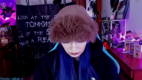    online show from 12/21/25, 09:05