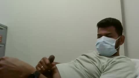 Snapshot of sakthi1514 chatting on 10/23/25, 10:03 sakthi1514 online show from 10/23/25, 10:03