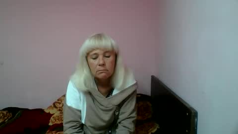 Snapshot of sakura_blonde chatting on 09/25/25, 05:49 sakura_blonde online show from 09/25/25, 05:49