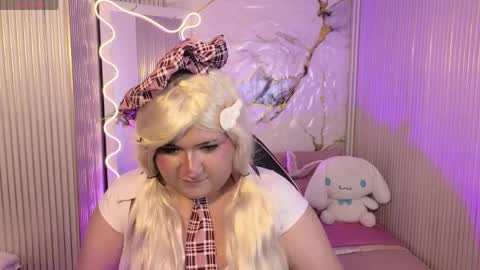 Snapshot of sakura_tay1 chatting on 04/09/26, 06:19 sakura online show from 04/09/26, 06:19