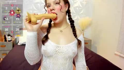 salem_rose01 online show from 02/27/26, 08:53