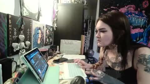 salemsslut online show from 02/03/25, 01:19