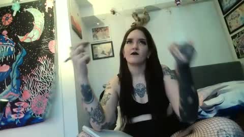 salemsslut online show from 02/21/25, 03:10