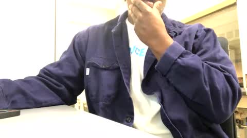 Snapshot of salgozzi chatting on 10/01/25, 11:05 Cum Hanks online show from 10/01/25, 11:05