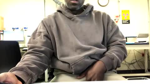 Snapshot of salgozzi chatting on 11/02/25, 05:48 Cum Hanks online show from 11/02/25, 05:48