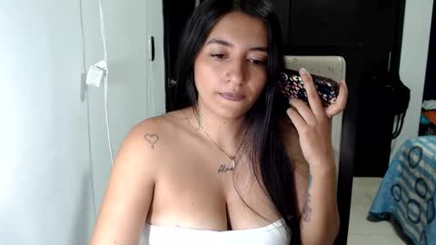 saliha online show from 05/21/26, 04:19