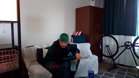 salis1981 online show from 02/17/25, 06:26