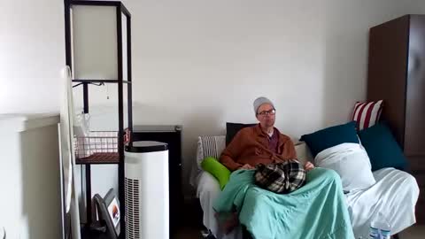 salis1981 online show from 03/04/25, 06:50