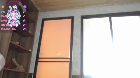 Snapshot of sally23_ chatting on 11/19/25, 02:39 salloy online show from 11/19/25, 02:39