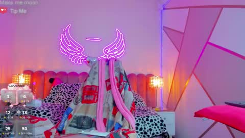 miss Sally online every night from 1am to 8am  Colombia time online show from 11/05/25, 10:15