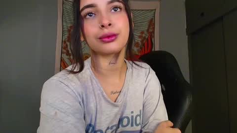 sallymaddoxx online show from 11/23/25, 09:20