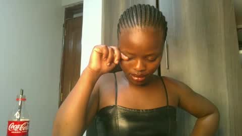 Snapshot of sallysasha254 chatting on 12/07/24, 12:02 sallysasha254 online show from 12/07/24, 12:02