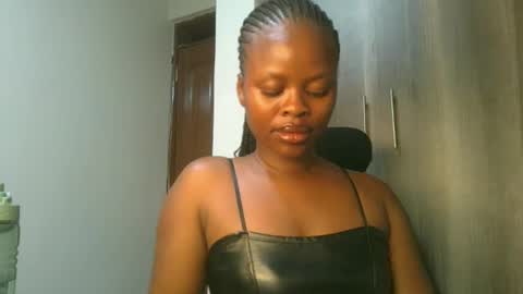 Snapshot of sallysasha254 chatting on 12/07/24, 07:32 sallysasha254 online show from 12/07/24, 07:32