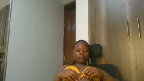 Snapshot of sallysasha254 chatting on 12/10/24, 05:55 sallysasha254 online show from 12/10/24, 05:55