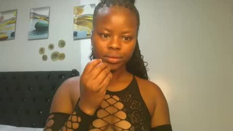 Snapshot of sallysasha254 chatting on 01/06/25, 09:19 sallysasha254 online show from 01/06/25, 09:19