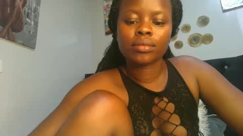 Snapshot of sallysasha254 chatting on 02/16/25, 06:43 sallysasha254 online show from 02/16/25, 06:43