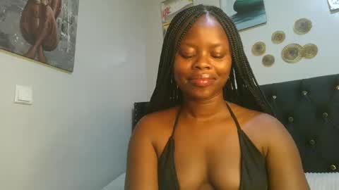 Snapshot of sallysasha254 chatting on 03/08/25, 12:09 sallysasha254 online show from 03/08/25, 12:09