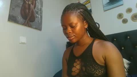 Snapshot of sallysasha254 chatting on 03/11/25, 04:32 sallysasha254 online show from 03/11/25, 04:32