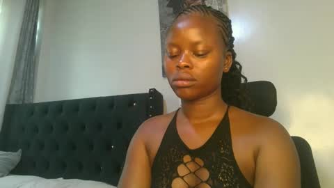 Snapshot of sallysasha254 chatting on 10/27/25, 10:08 sallysasha254 online show from 10/27/25, 10:08