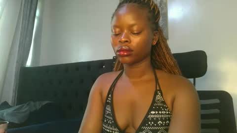 Snapshot of sallysasha254 chatting on 12/14/25, 07:03 sallysasha254 online show from 12/14/25, 07:03