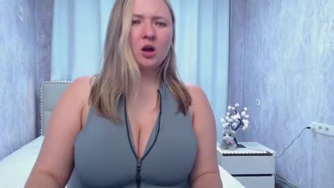 Sally online show from 05/25/26, 07:42