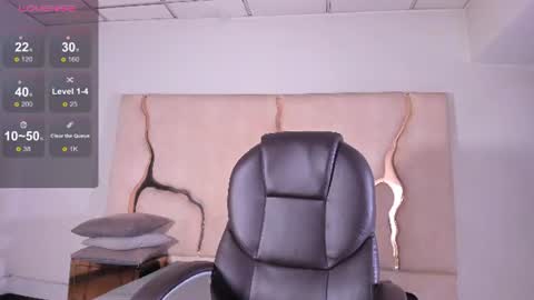 salmaportman_ online show from 06/24/26, 04:11