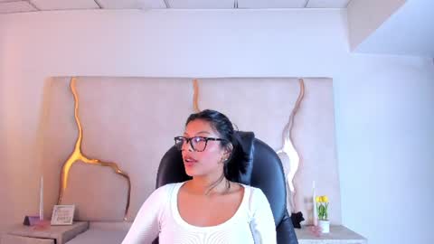 salmaportman_ online show from 07/15/26, 03:12