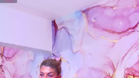 SalmaRoze online show from 11/26/25, 06:36