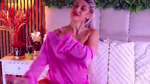 SalmaRoze online show from 06/14/26, 06:04