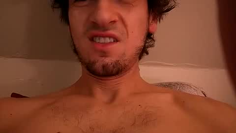 Snapshot of salmonman1305 chatting on 01/03/25, 11:03 salmonman1305 online show from 01/03/25, 11:03