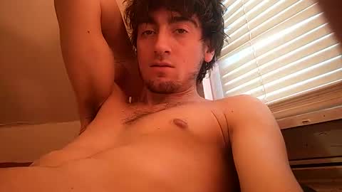 Snapshot of salmonman1305 chatting on 01/04/25, 08:37 salmonman1305 online show from 01/04/25, 08:37