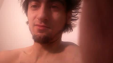 Snapshot of salmonman1305 chatting on 01/10/25, 07:32 salmonman1305 online show from 01/10/25, 07:32