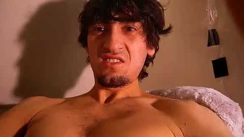 Snapshot of salmonman1305 chatting on 01/18/25, 07:15 salmonman1305 online show from 01/18/25, 07:15