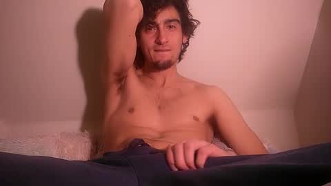 Snapshot of salmonman1305 chatting on 02/06/25, 07:35 salmonman1305 online show from 02/06/25, 07:35