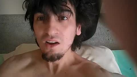 Snapshot of salmonman1305 chatting on 02/10/25, 06:45 salmonman1305 online show from 02/10/25, 06:45