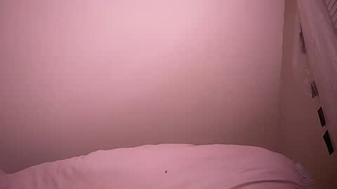 Snapshot of salmonman1305 chatting on 02/15/25, 12:48 salmonman1305 online show from 02/15/25, 12:48