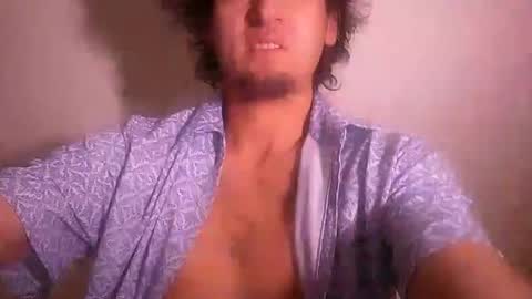 Snapshot of salmonman1305 chatting on 02/18/25, 02:38 salmonman1305 online show from 02/18/25, 02:38