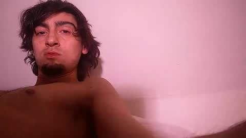 Snapshot of salmonman1305 chatting on 03/08/25, 01:50 salmonman1305 online show from 03/08/25, 01:50