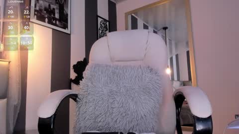 Snapshot of salome__evans chatting on 12/26/24, 10:41 salome__evans online show from 12/26/24, 10:41