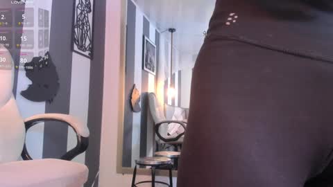 Snapshot of salome__evans chatting on 01/19/25, 06:43 salome__evans online show from 01/19/25, 06:43