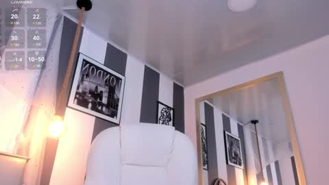 Snapshot of salome__evans chatting on 01/29/25, 03:47 salome__evans online show from 01/29/25, 03:47