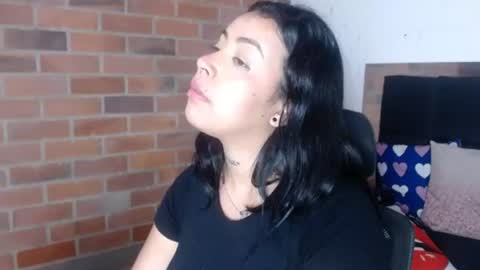 Snapshot of salome__hills chatting on 06/12/26, 09:03 online show from 06/12/26, 09:03