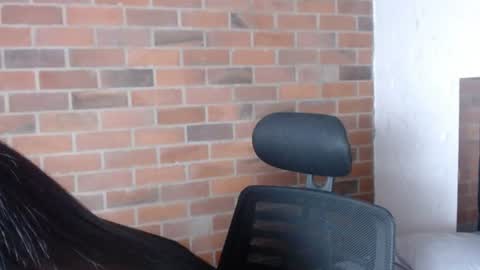 Snapshot of salome__hills chatting on 07/23/26, 10:29 online show from 07/23/26, 10:29