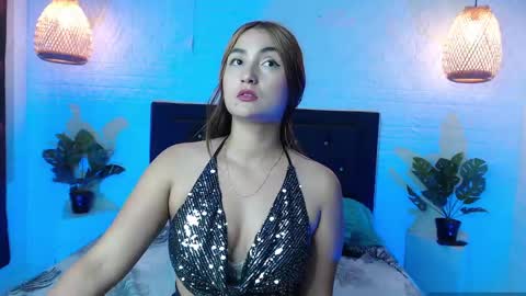 Snapshot of salome__lopez_ chatting on 02/20/25, 06:02 SALOME online show from 02/20/25, 06:02
