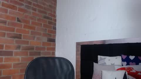   online show from 09/10/25, 07:14