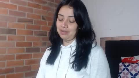   online show from 12/05/25, 04:25