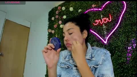 salome online show from 01/29/25, 08:46