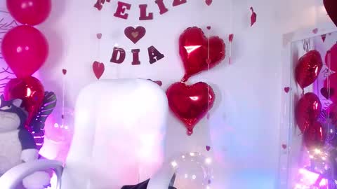 salome_drasin online show from 02/18/25, 08:49