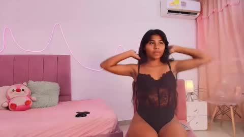 salome_horny3 online show from 04/11/26, 09:41